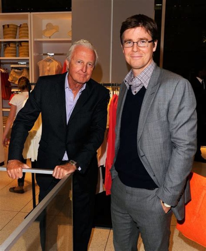 
Roz Weston Height, Weight, Net Worth, Age, Birthday, Wikipedia, Who, Nationality, Biography 