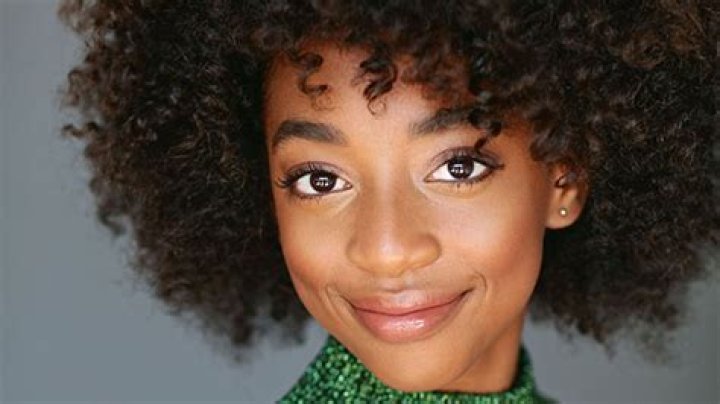 ‘This Is Us’ Star Eris Baker Teases ‘Ups & Downs’ & Twists In Season 4 Finale